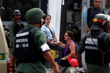 ¡SIN LÍMITES! GNB agrede y amenaza de muerte a periodista (+Foto del agresor)