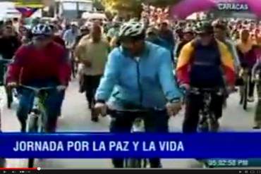 ¡BOBO GRANDE! Maduro va como una tortuga en bicicleta para no volverse a CAER (+ Video)