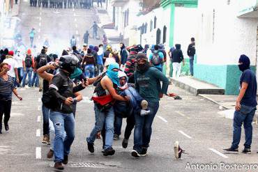 ¡TÁCHIRA INDETENIBLE! Gocho siguen en la calle pese a fuerte represión (Fotos + Video)