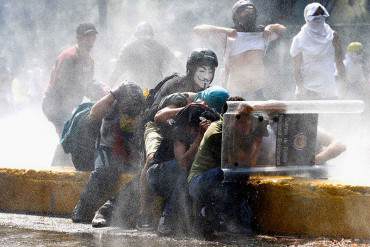 ¡FINALMENTE! Dictan libertad condicional a 108 estudiantes, 12 quedan detenidos