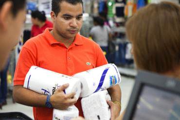 ¡SIGUE EL CUENTO! Diputado oficialista: No hay una “modalidad cubana» en la venta de alimentos