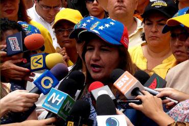 ¡REACCIONÓ! Dinorah Figuera: «Yo no voté por Chávez, pero la mayoría del país sí lo hizo»
