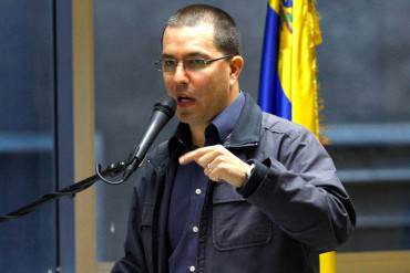 ¡DEBES SABERLO! Jorge Arreaza: «Decretada Ley de Inamovilidad Laboral hasta el año 2018»