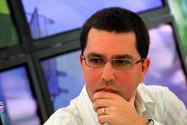 ¡QUÉ DESCARO! Arreaza: Hay corrupción en el Estado “porque lo privado lo corrompe”