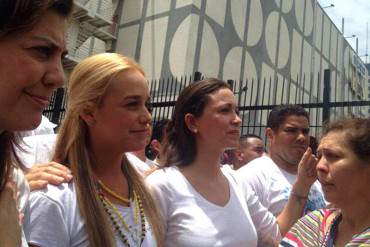 ¡CON TODO! Oposición reactiva la ofensiva contra Nicolás Maduro