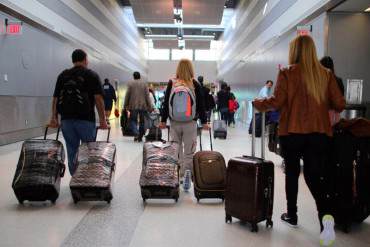 ¡DEBES SABERLO! Cambian las reglas del sistema de escaneo corporal en aeropuertos de EE.UU.