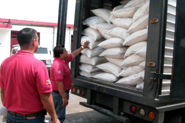 ¡ASÍ ESTAMOS! Gobierno se ve obligado a importar 600.000 toneladas de azúcar