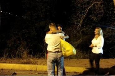 ¡CONMOVEDOR! Así fue la reacción de estudiante presa en el INOF al ver a su padre (+ Foto)