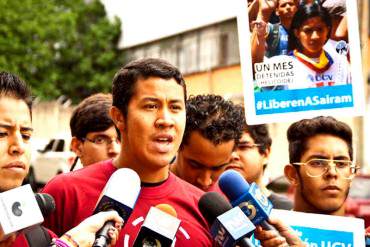 ¡EXIGEN JUSTICIA! Estudiantes a las afueras del Sebin clamaron liberación de compañeros