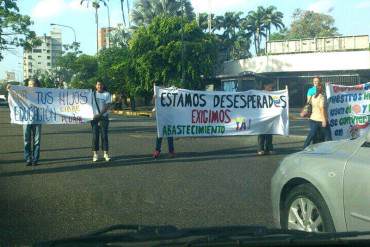 ¡PATRIA CON HAMBRE! Protestan en Bicentenario de Carabobo por desabastecimiento (+ Fotos)
