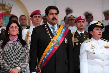 ¡DEFENDIENDO AL NARCO! Maduro: “Me la juego por Carvajal Barrios”