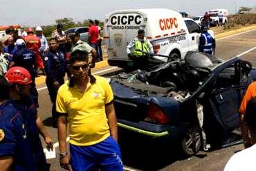 ¡TRÁGICO! Militar causa accidente de tránsito y acaba con familia en Maracaibo