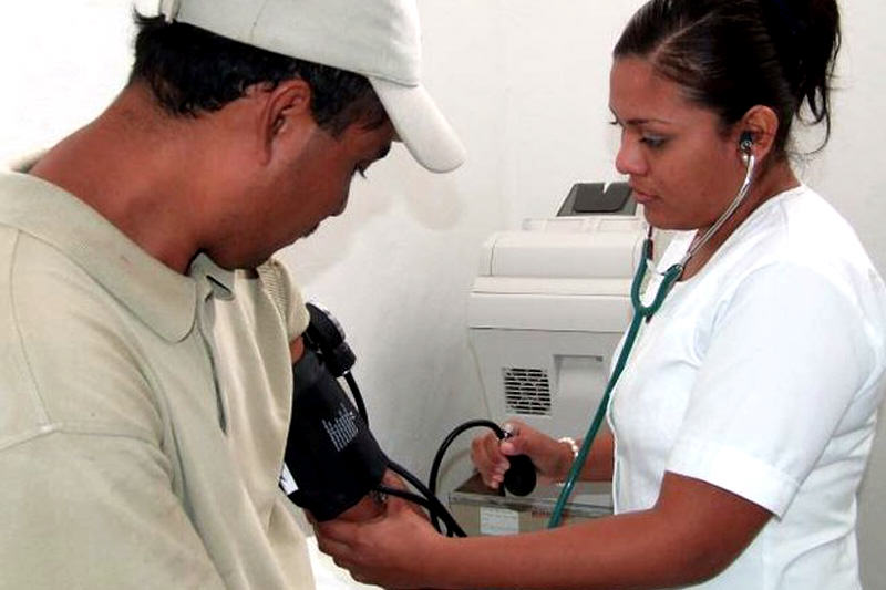 ¡GRAVE! Reportan falta de personal de enfermería en 3 hospitales de Barinas: “Los están enviando a luchar en la guerra sin armas”