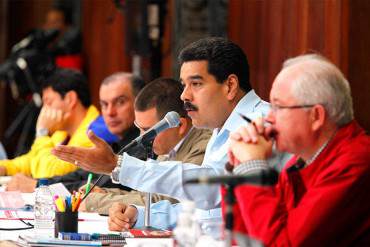 ¡LO QUE NO CUENTAN! El País: Maduro cambia de canciller tras dos reveses en política exterior