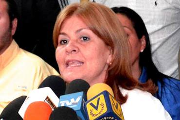 ¡INDIGNADA! Rosa de Scarano responsabiliza a Maduro de salud física de su esposo