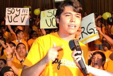 ¡GOTAS DE JUSTICIA! Liberan con cautelares a estudiantes detenidos en el Sebin