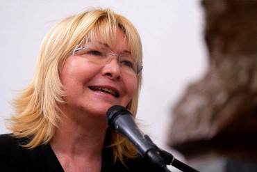 Luisa Ortega: «Antes las mujeres entregaban parte de su cuerpo por un cupo universitario» (AhOk)