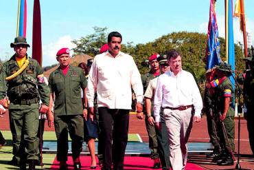 ¡PURO BLABLÁ! Maduro y Santos se reunirán para hablar sobre el bachaqueo en la frontera