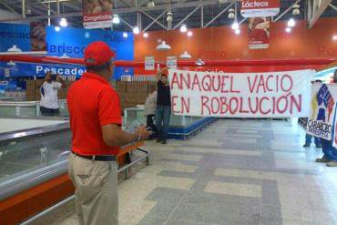 ¡BUENÍSIMO! Así fue la protesta contra el racionamiento cubano DENTRO de Bicentenario (+Fotos)