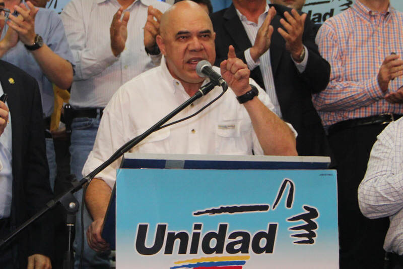 Chuo-Torrealba-nuevo-secretario-de-la-Mesa-de-la-Unidad-Democratica-MUD-800x533