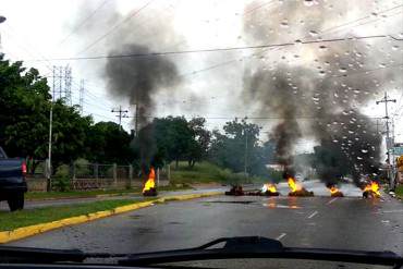 ¡SE ENCIENDE LA CALLE! Barquisimeto y Cabudare amanecen bajo protesta este #12S (+Fotos)