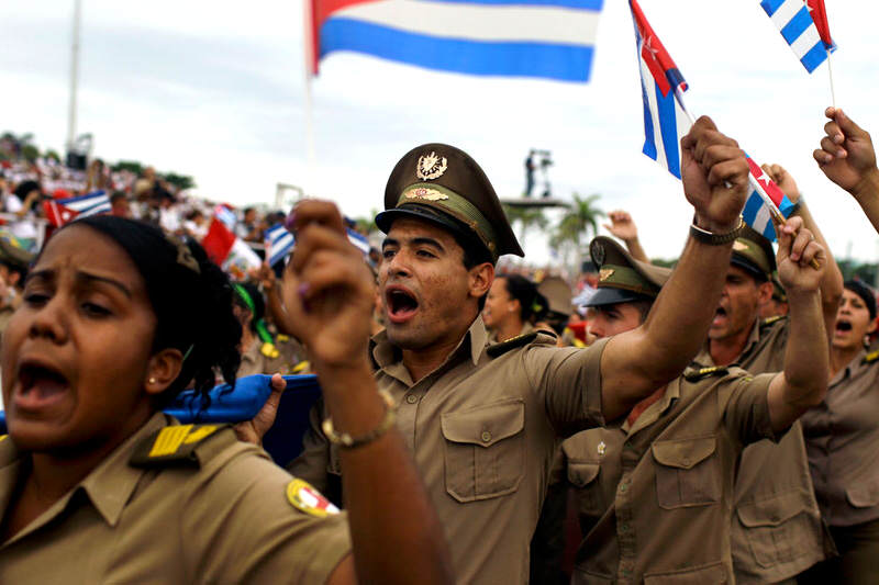 Adoctrinamiento como en Cuba Escuelas Socialistas en Venezuela