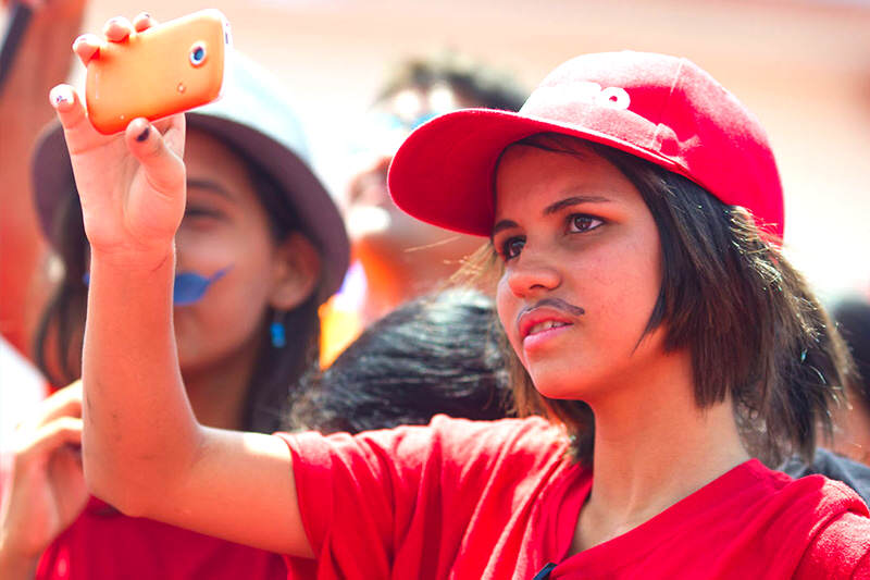 Chavismo-Chavistas-jovenes