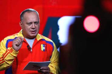 ¡EL RÉGIMEN AMENAZA! Cabello: Debemos estar atentos a las colas que se generan en Makro