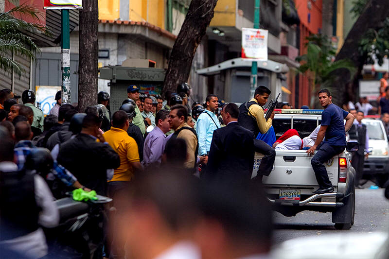 Enfrentamiento-Quinta-Crespo-Colectivos-CICPC-3