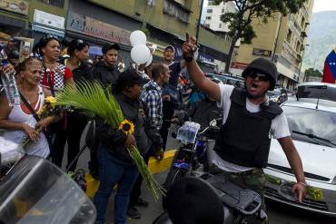 ¡SE ALZAN LOS COLECTIVOS! «Nos usan como vasos desechables, cuando nos necesitan sí nos llaman»