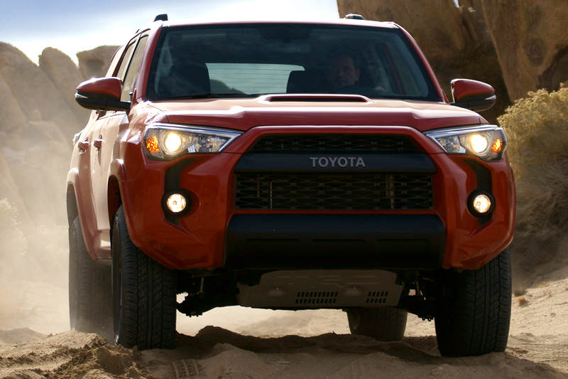 Importacion-de-Vehiculos-en-Venezuela-Toyota-4Runner-2015-TRD-Pro-2-800x533