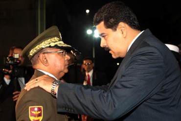 ¡MÁS CLARO IMPOSIBLE! «Maduro NECESITA a militares para mantenerse en el poder»