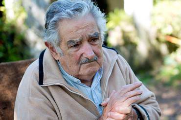 ¡ES CONTIGO NICOLÁS! Mujica: «A los que les gusta mucho la plata hay que correrlos de la política»