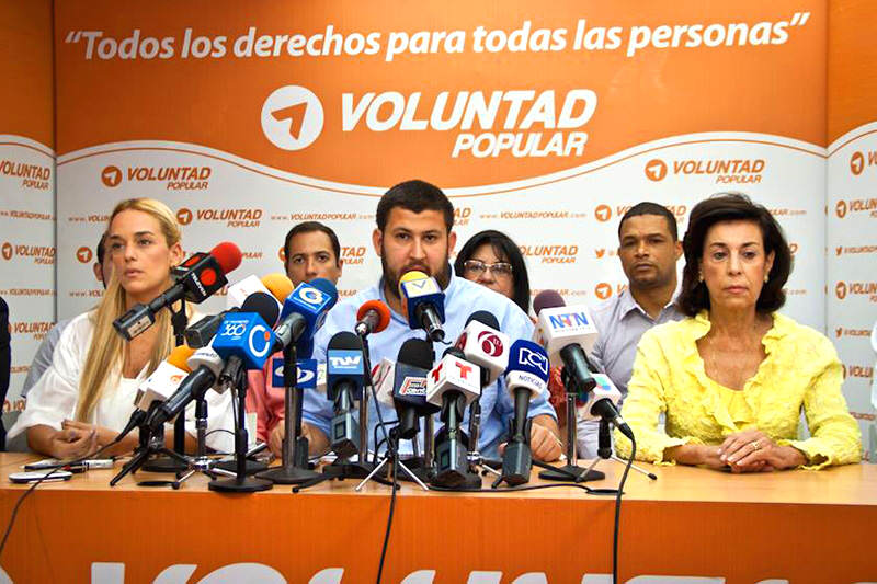 Rueda-de-Prensa-Lilian-Tintori-David-Smolansky-Voluntad-Popular-2