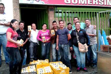 ¡ADMIRABLE! Vecinos obligan a la GNB a venderles la harina PAN y se la devuelven al bodeguero