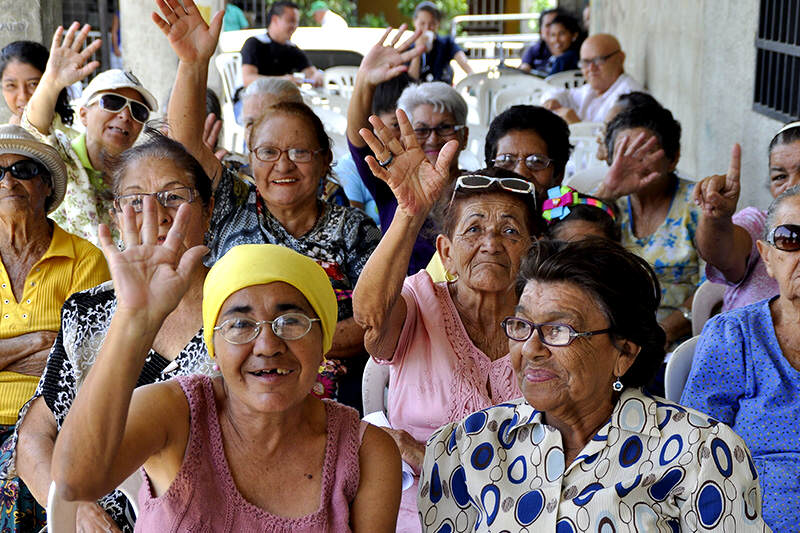 Abuelos-adultos-mayores-viejitos-venezuela-2