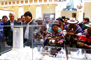 ¡CON NUESTRO DINERO! Evo Morales se construye LUJOSO palacio de 36 millones de dólares