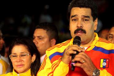 ¡ESTÁ PERDIDO! Maduro pide ganar «con la fuerza de Chávez» en inicio de campaña rumbo al 6D