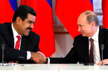 ¡PICADITA DE OJO A PUTIN! Advierten que Maduro estaría rematando activos petroleros a Rusia para evitar default