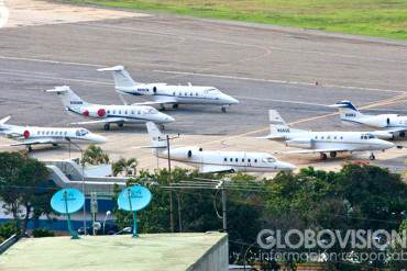 ¡INCREÍBLE! Prohíben salida de aviones privados: Maduro autorizará a los que tengan «todo en orden»