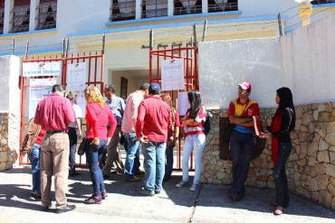 ¡RECONOCE EL FRACASO! Faría reconoce que hubo «déficit organizativo» en elecciones del PSUV