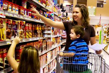 ¡FARSA MAL MONTADA! Sundde habla de compras justas con foto de Walmart… ¡SÍ, EN EL IMPERIO!