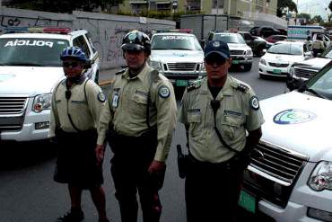 ¡ANARQUÍA TOTAL Y ABSOLUTA! Reos liberaron a Polisucre tras toma de calabozos