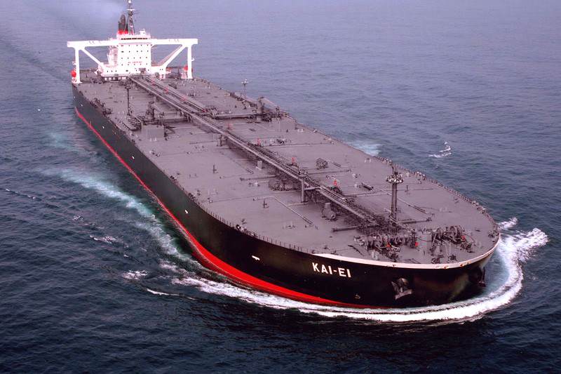Buque petrolero ruso - Venezuela importa petroleo de Rusia