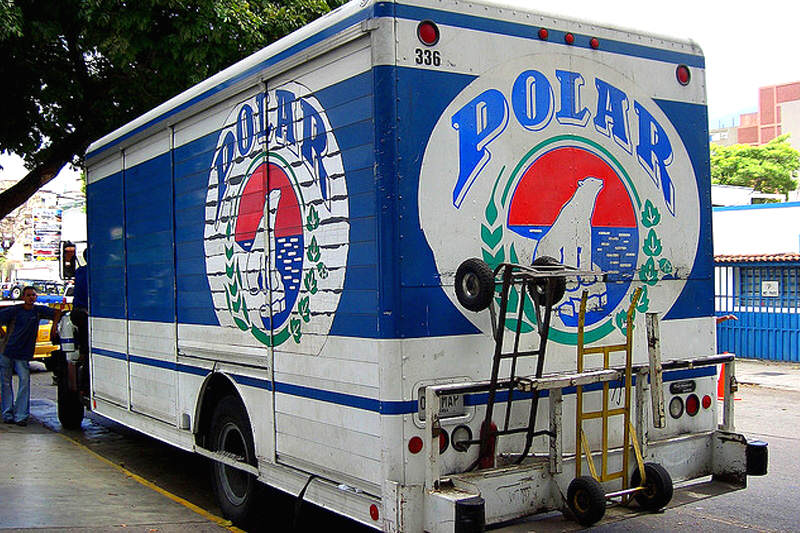 Cereceria-Polar-Cerveza-Alimentos-Polar-Botella--4-800x533