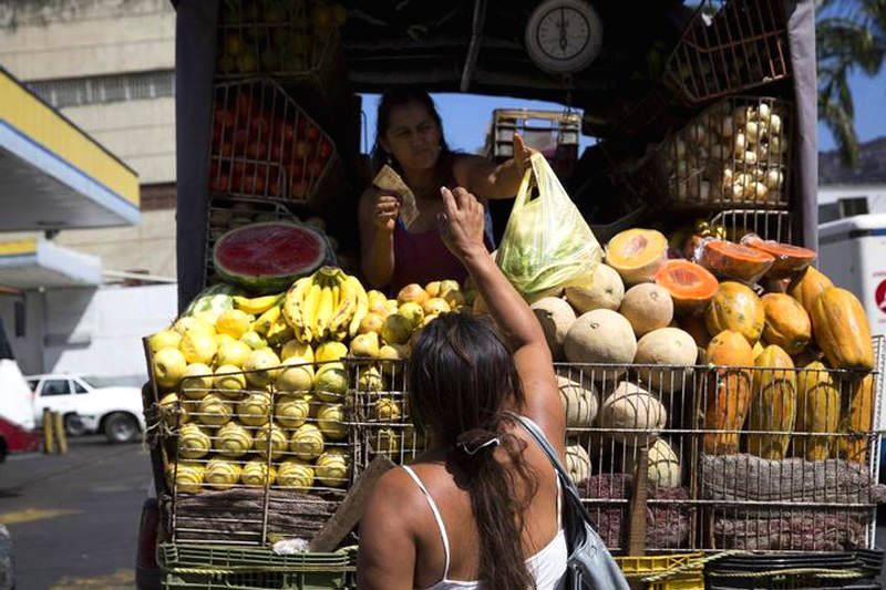 ¡UNA INFLACIÓN IMPARABLE! Canasta básica alimentaria aumentó a Bs 61.897,9 en septiembre