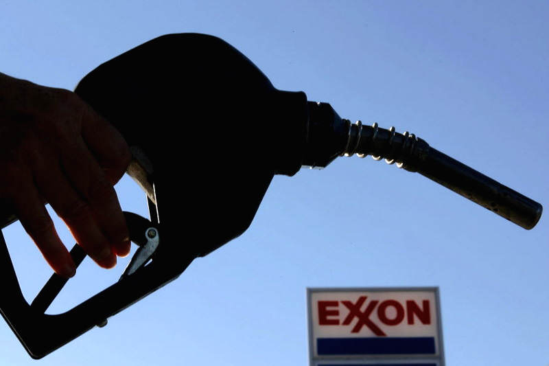 Gasolina-Combustible-PDVSA-Petroleo-Gasolinera-Exxon-Mobile-800x533