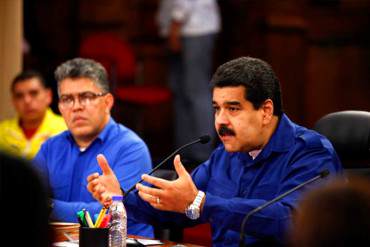 ¡EL INCAPAZ AMENAZA! Maduro: «Les llegará su sábado a los especuladores del dólar, pelucones»