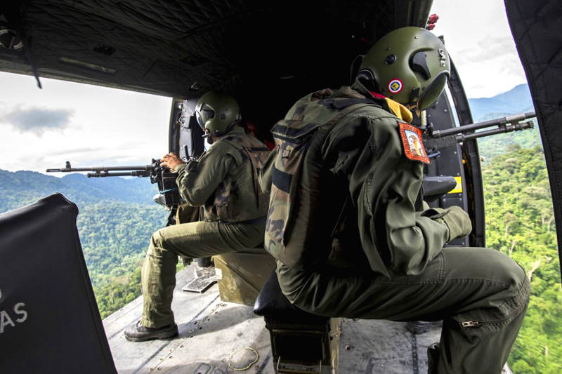 ¡ATENCIÓN! Colombia denuncia violación del espacio aéreo por aviones militares venezolanos