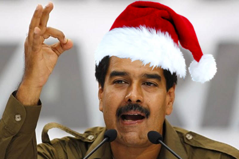 Navidades-Felices-con-Nicolas-Maduro-Venezuela-800x533